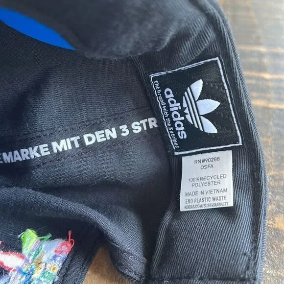 LGBTQ ADIDAS “LOVE UNITeES” Hat NEW WITH TAG - Picture 4 of 7